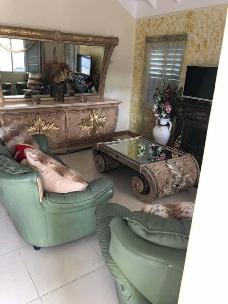 Coolshade Luxury Villa