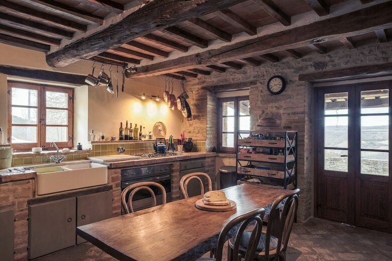 Il Monte Holiday Home