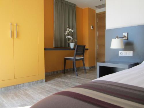 Hostal Restaurante Y Alojamiento Can Mach