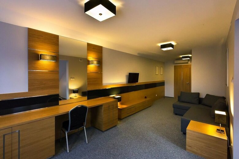 Hotel Karo