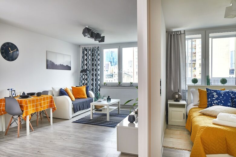 Srebrna Central Warsaw Apartment