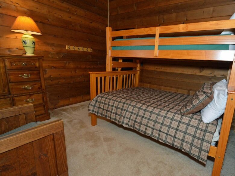 2br+: Powder Monkey 4