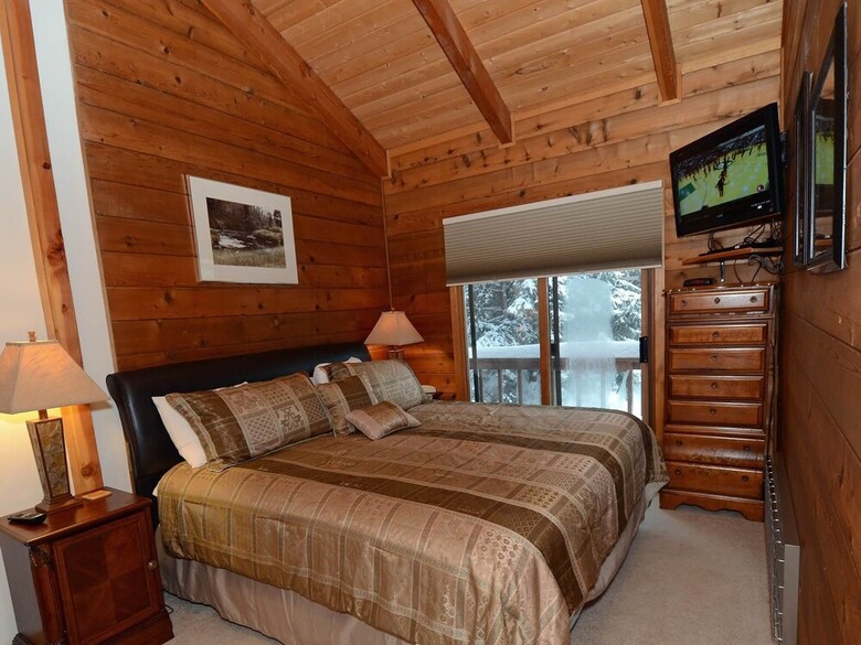 Cabana 3 Br: Powder Monkey 3