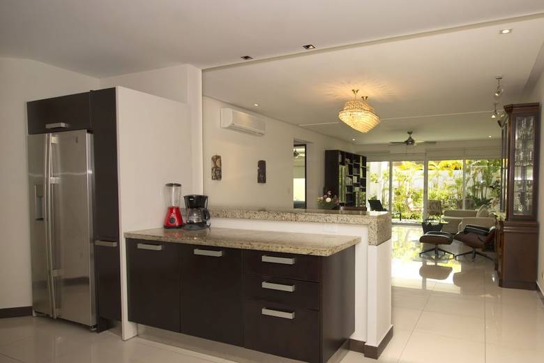 Downtown Apartment Oasis 12