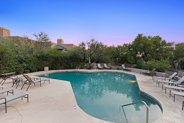 Bella Ventana 2 Br By Casago