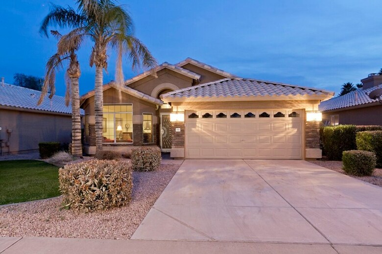 Superstition Lake House 3 Br By Casago