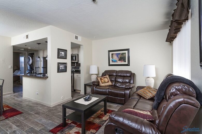 The Cliffs In Surprise 1 Br By Casago