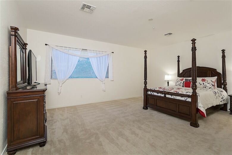 Pinnacle Vista 5 Br By Casago