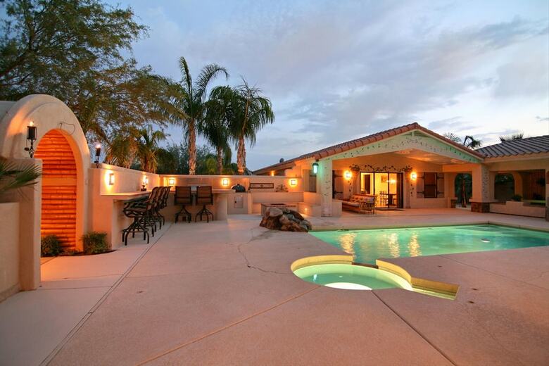 Desert Hills Paradise 5 Br By Casago