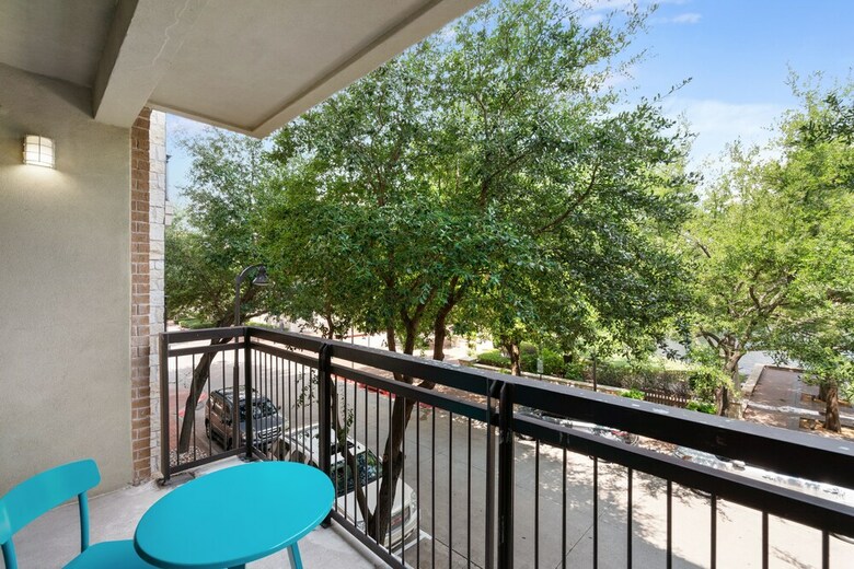Kasa Dallas Plano Apartments