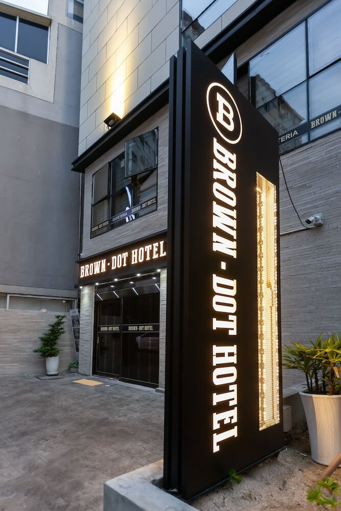 Browndot Hotel Hadan