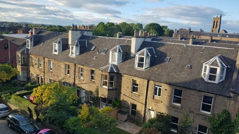 Newly Refurbished Edinburgh Apartment