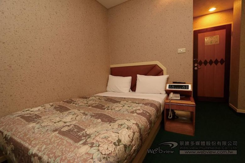 Hotel Yeshi Rixin Bb