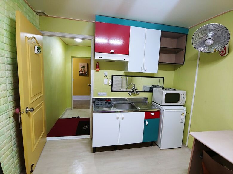 Hostal Daejeon Guesthouse Sky Garden - Hostel