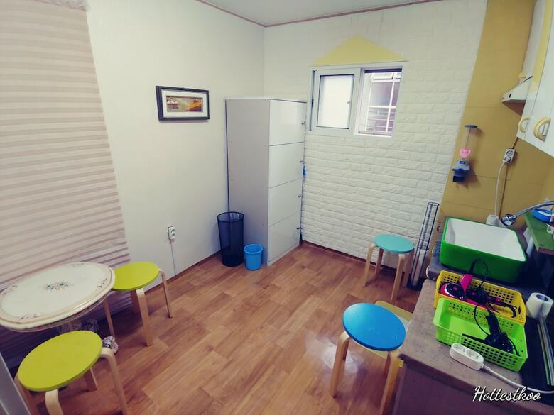 Hostal Daejeon Guesthouse Sky Garden - Hostel