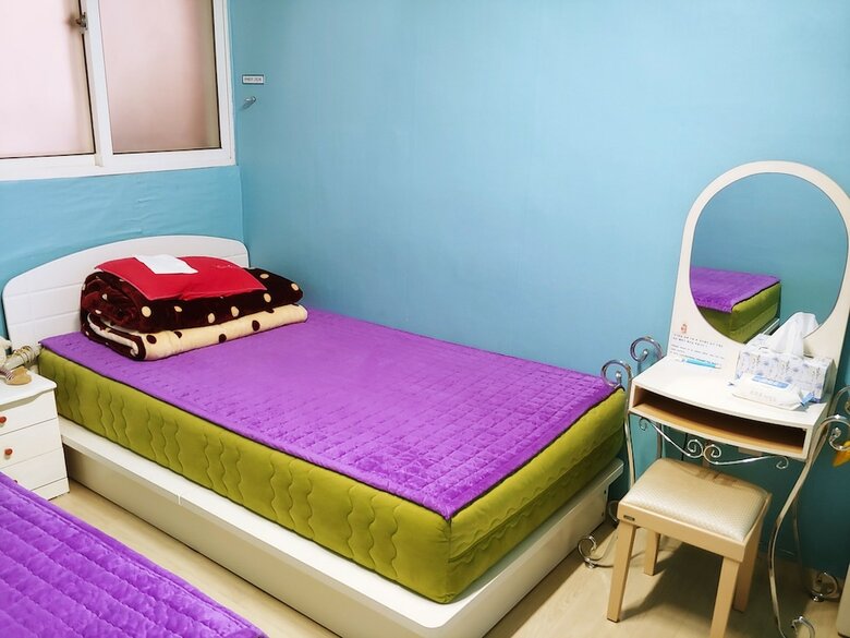 Hostal Daejeon Guesthouse Sky Garden - Hostel