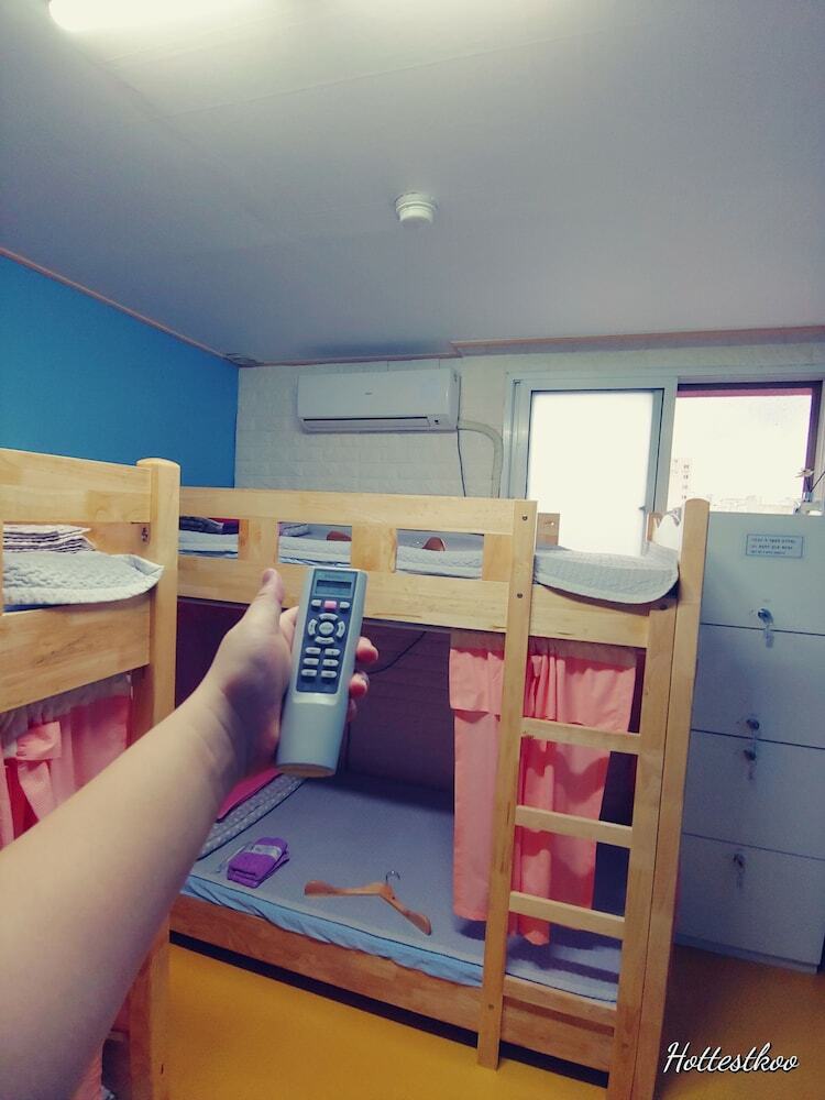 Hostal Daejeon Guesthouse Sky Garden - Hostel