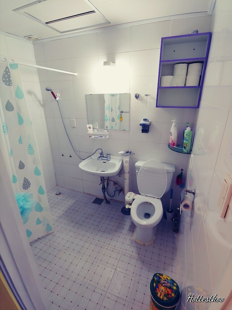 Hostal Daejeon Guesthouse Sky Garden - Hostel