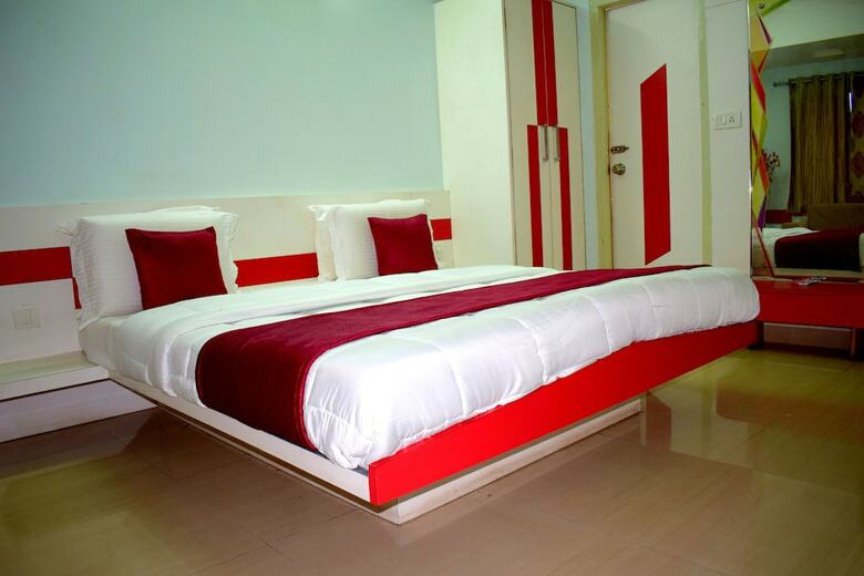 Hotel Ashapura Palace By Sky Stays