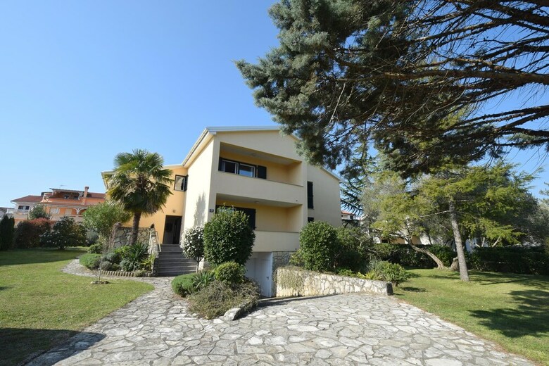 Apartments Vukas