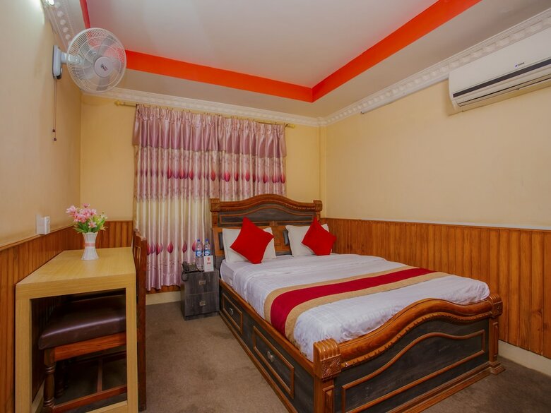 Oyo 305 Hotel Gauri