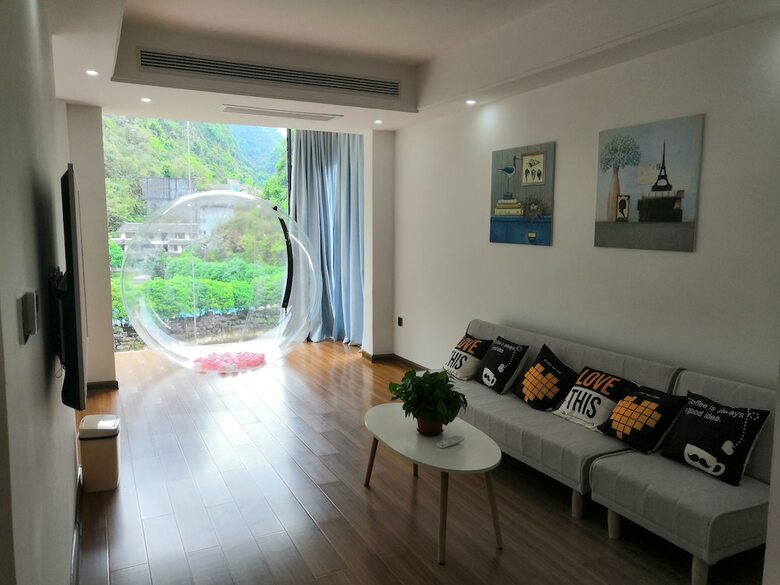 Hotel Yangshuoyuesushuian