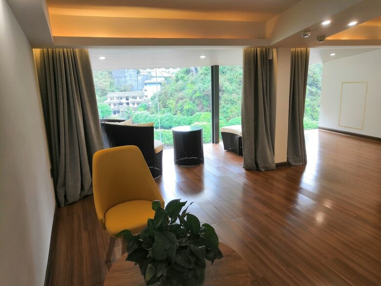 Hotel Yangshuoyuesushuian