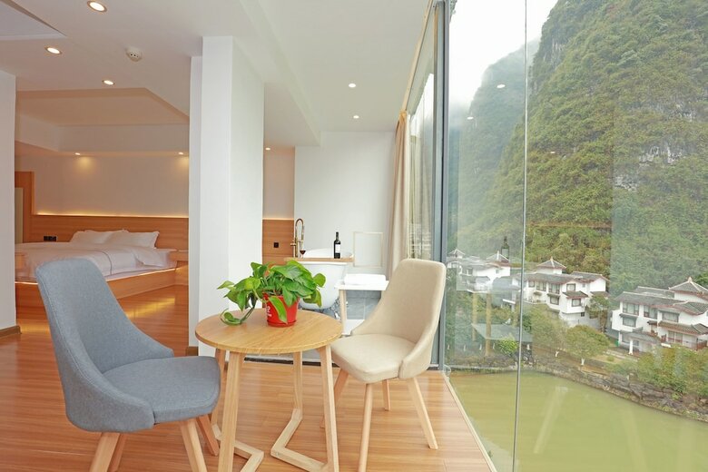 Hotel Yangshuoyuesushuian