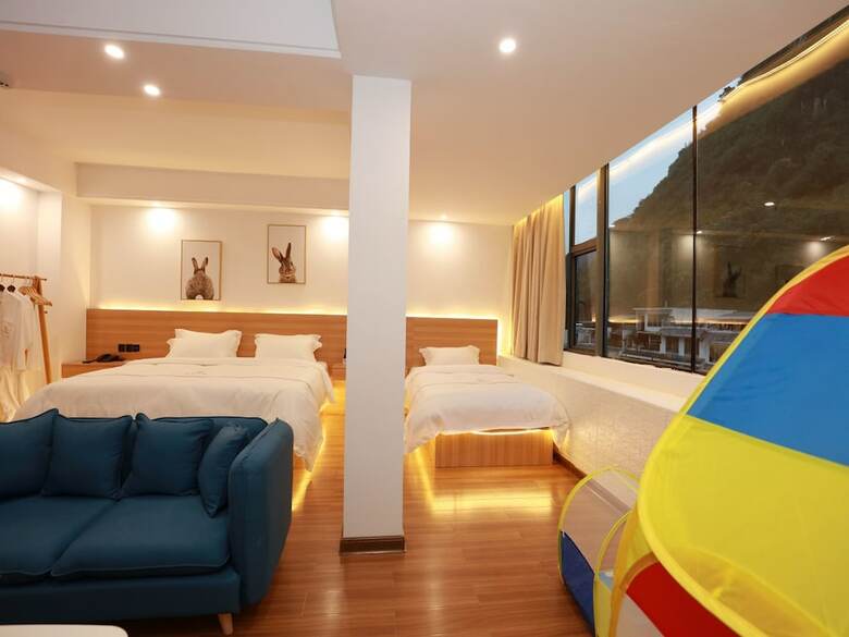 Hotel Yangshuoyuesushuian