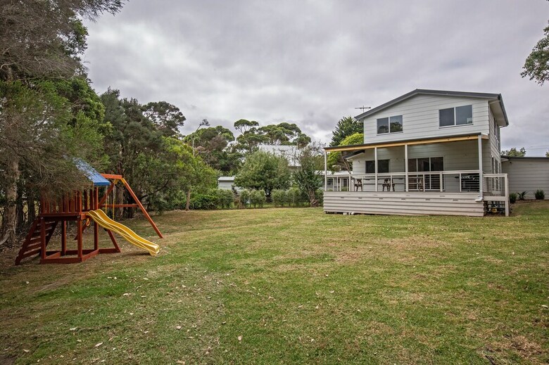 Bay Breeze Retreat