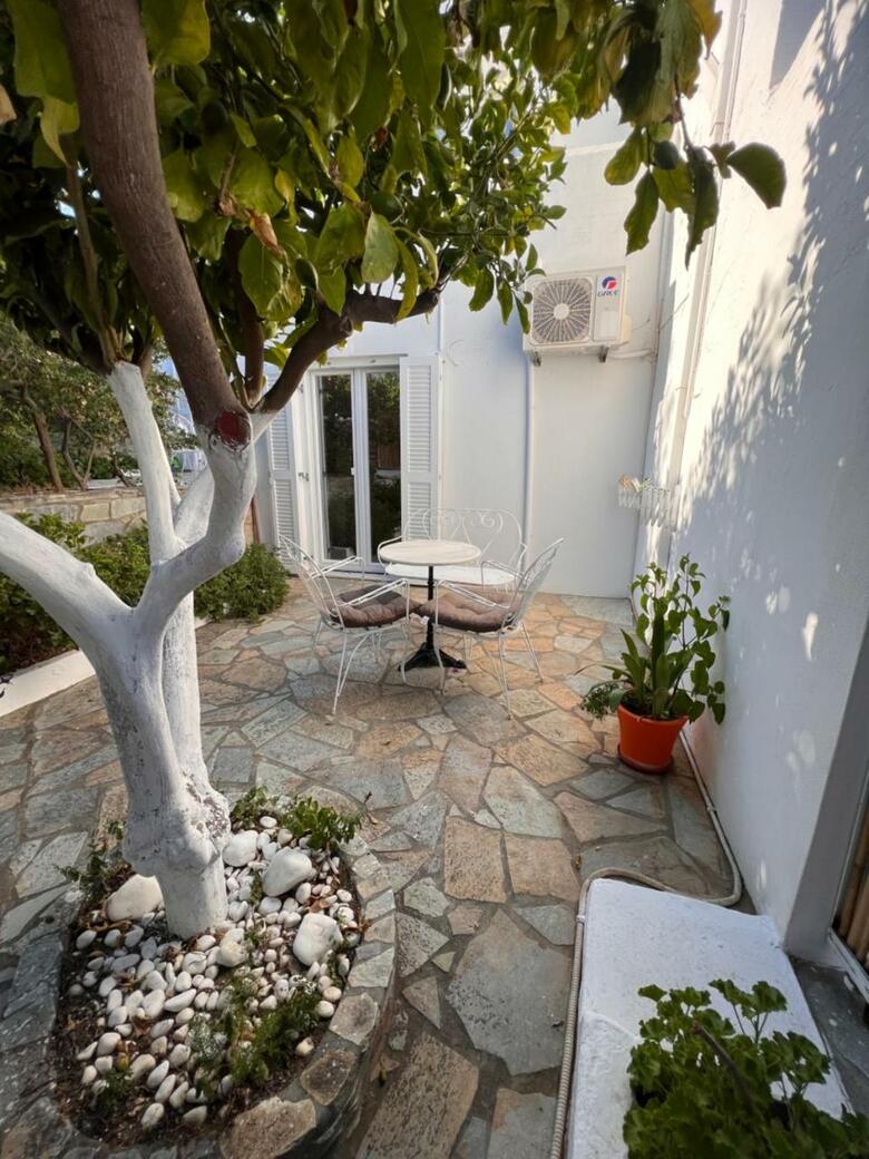 Aparthotel Danaides Studios