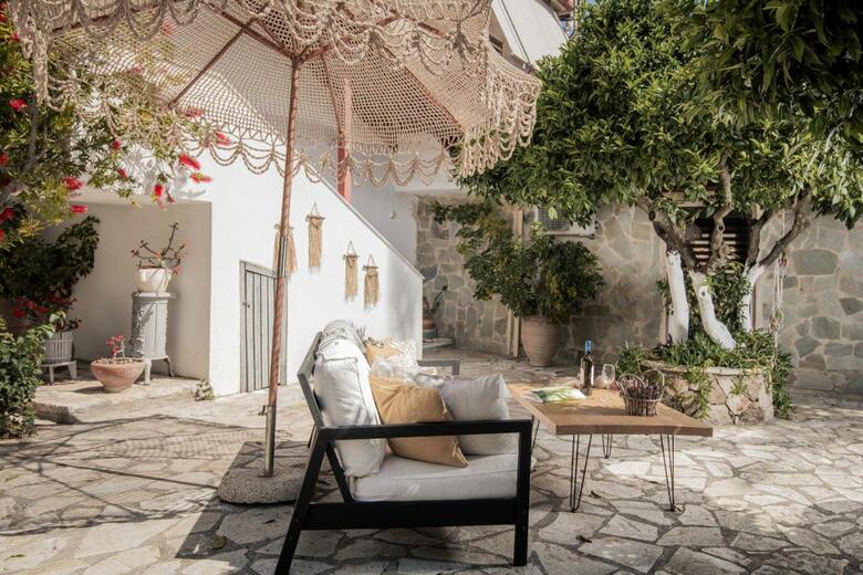 Apartamentos Alavastros Villa
