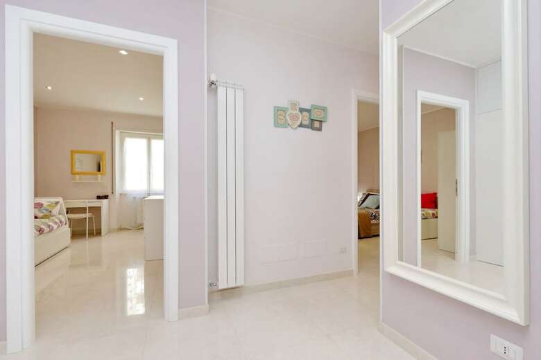 Hotel Roman Holiday Charming