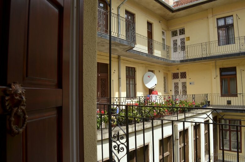 Central Market Apartments