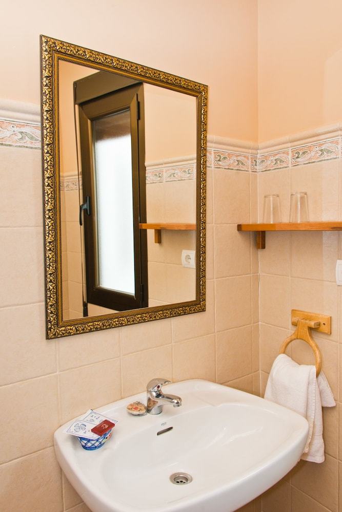 Hostal La Posada De Bayuela