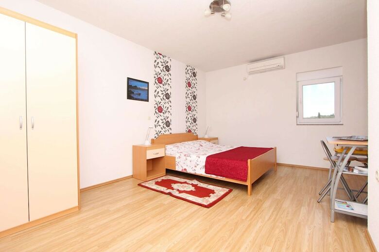 Apartments Sena