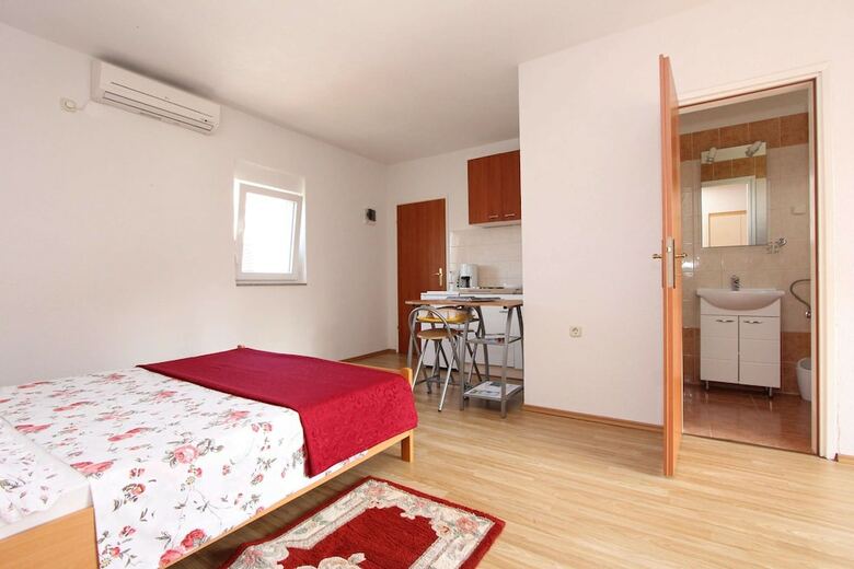 Apartments Sena