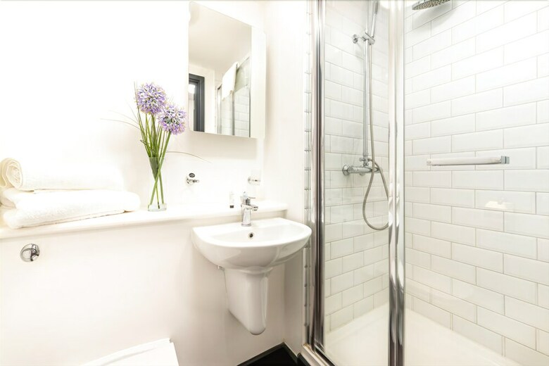 Apartamentos Citi Budget En-suite Rooms