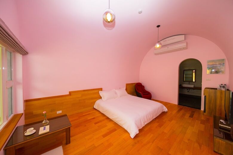 Caves B&B