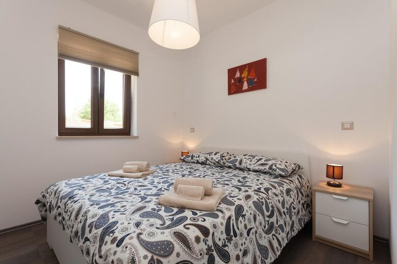 Apartments Vestar