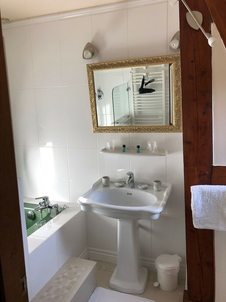 Bed & Breakfast Le Prieure Des Fontaines
