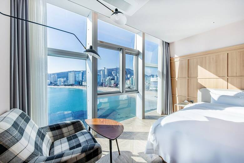 Hotel H Avenue Gwangalli Beach