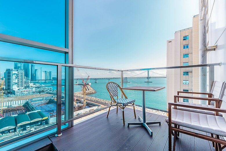 Hotel H Avenue Gwangalli Beach