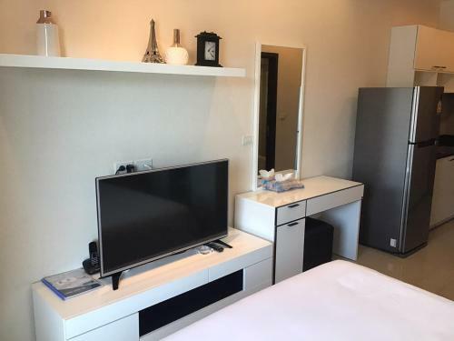 Apartamentos The Title West Wing By Trips Phuket