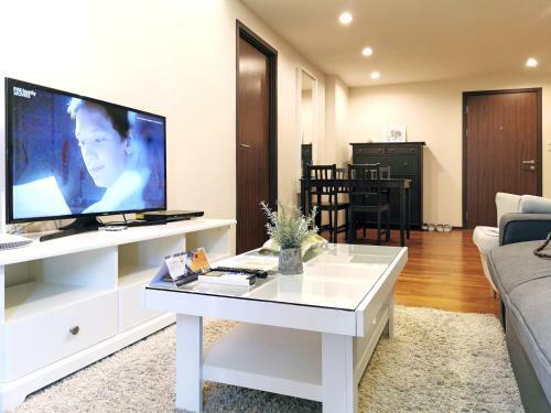 Apartamentos The Title West Wing By Trips Phuket