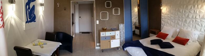 Hotel Chambre D'h�tes La Potini�re