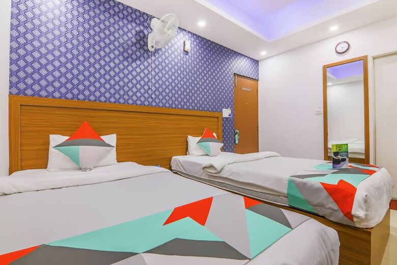 Fabhotel Avenue Inn