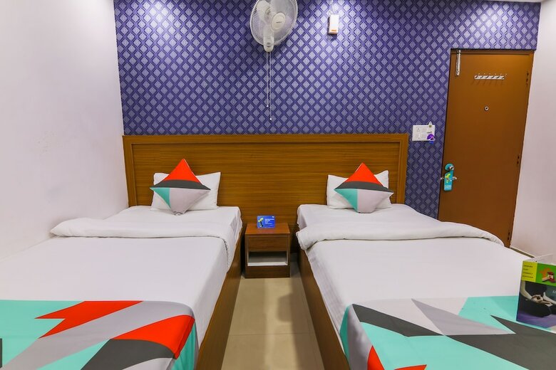 Fabhotel Avenue Inn