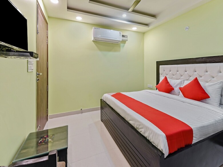 Hotel Oyo 22585 Flagship Sumit House