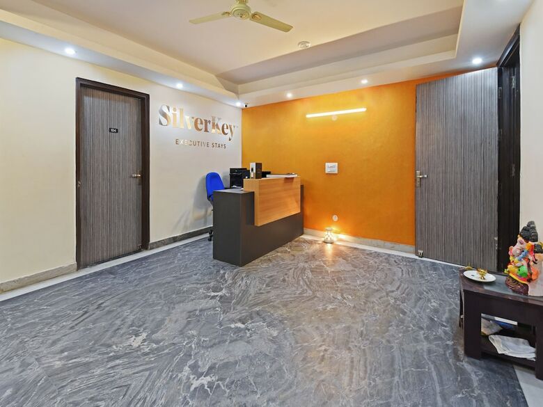 Hotel Silverkey Executive Stays 24038 B-56 Sector 22